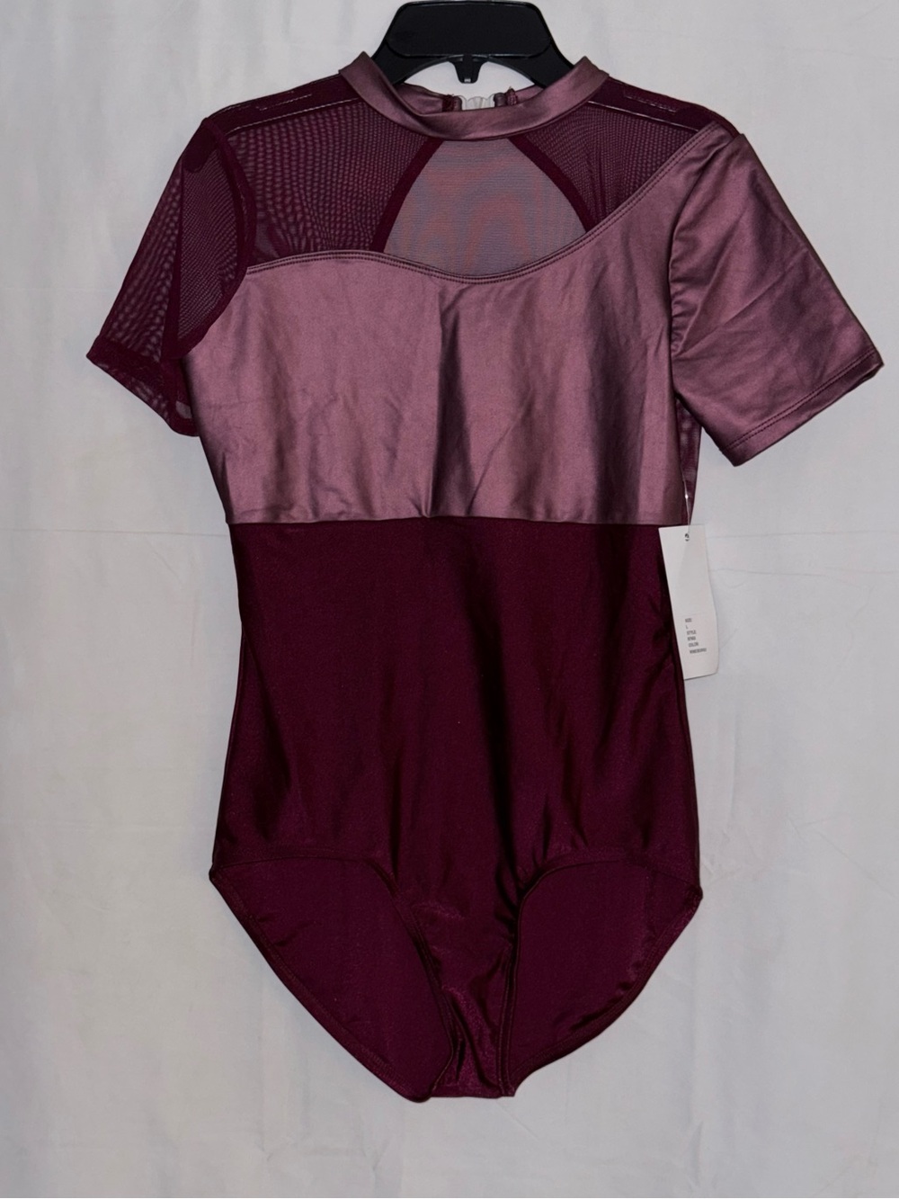 NWT Double Platinum Short Sleeve Two-Tone Bandeau Leotard in Plum Size Large
